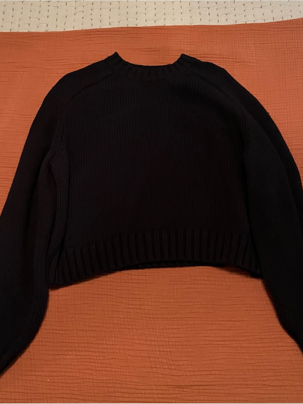 GAP Black Cropped Crewneck Sweater